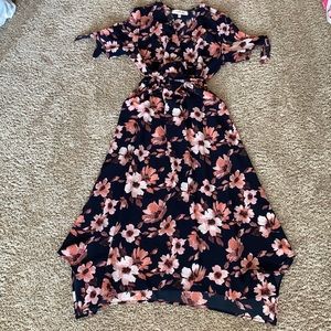 Magnolia Skye size Large women’s dress
